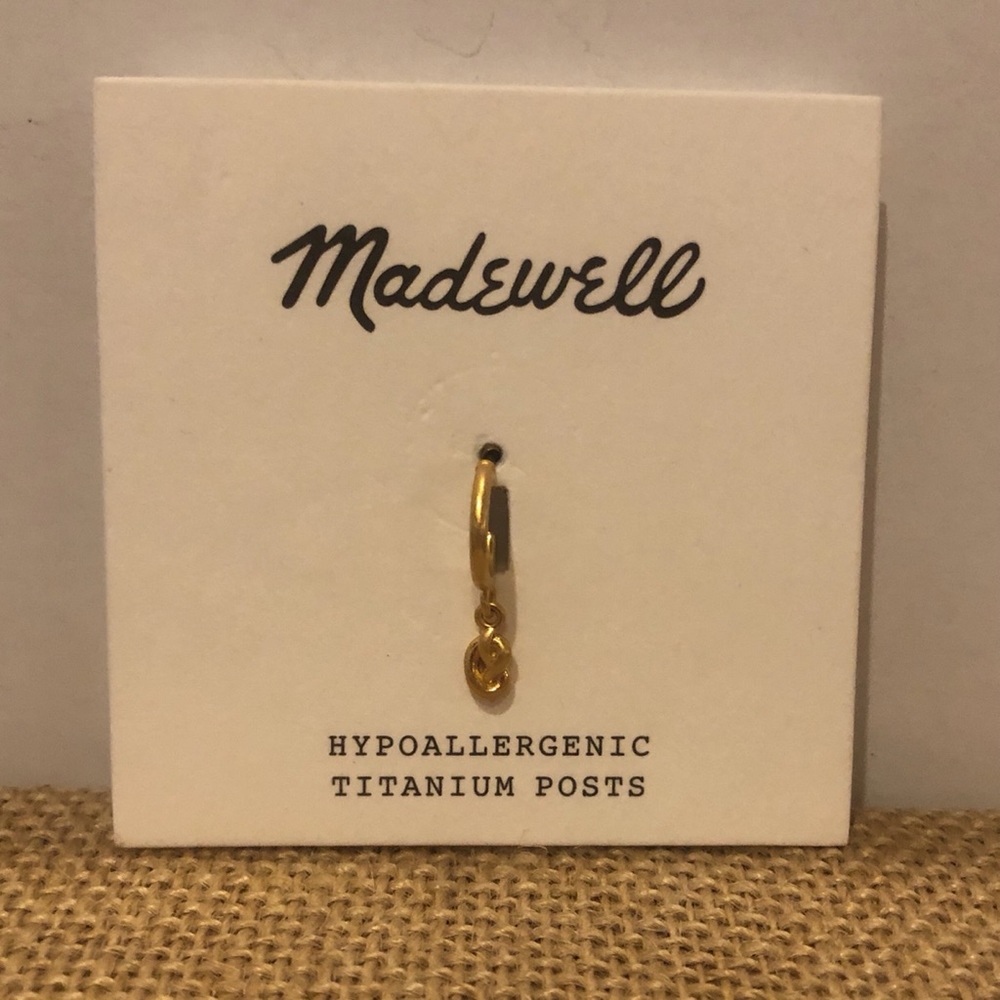 NWT Madewell Women's Single earring hoop, gold tone hypoallergenic titanium post